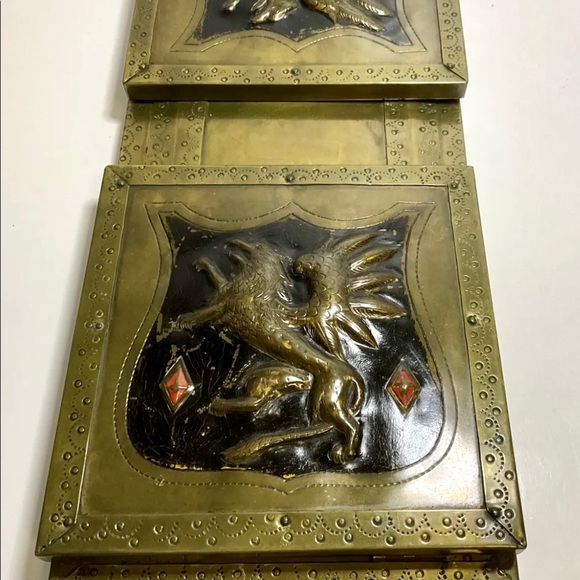 Antique Very Rare Folding Embossing Metallic Brass Book Ends and Shelf - Picture 5 of 12